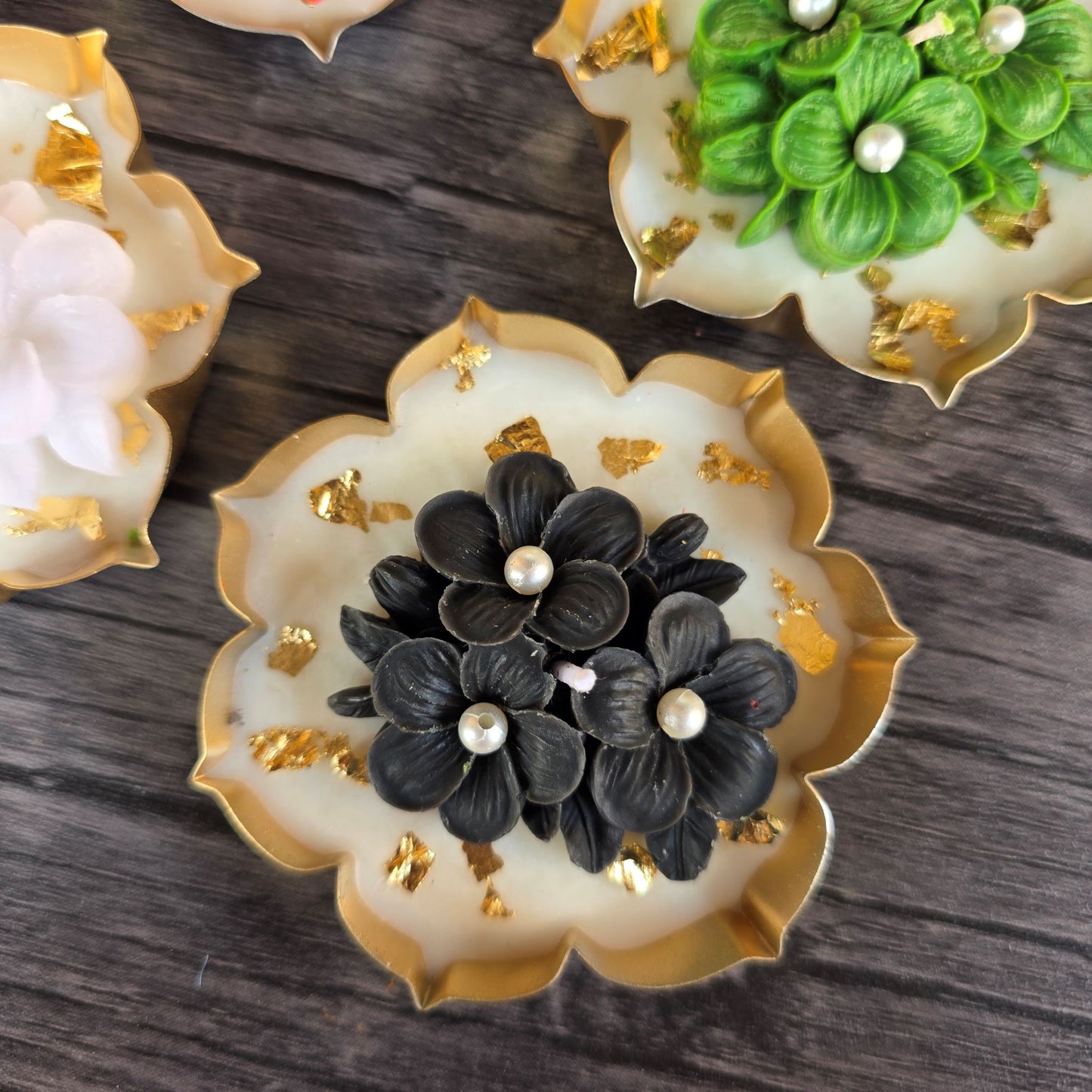 UAE National Day Theme Black Flower Candle