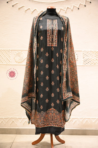 Printed Crepe Festive Suit