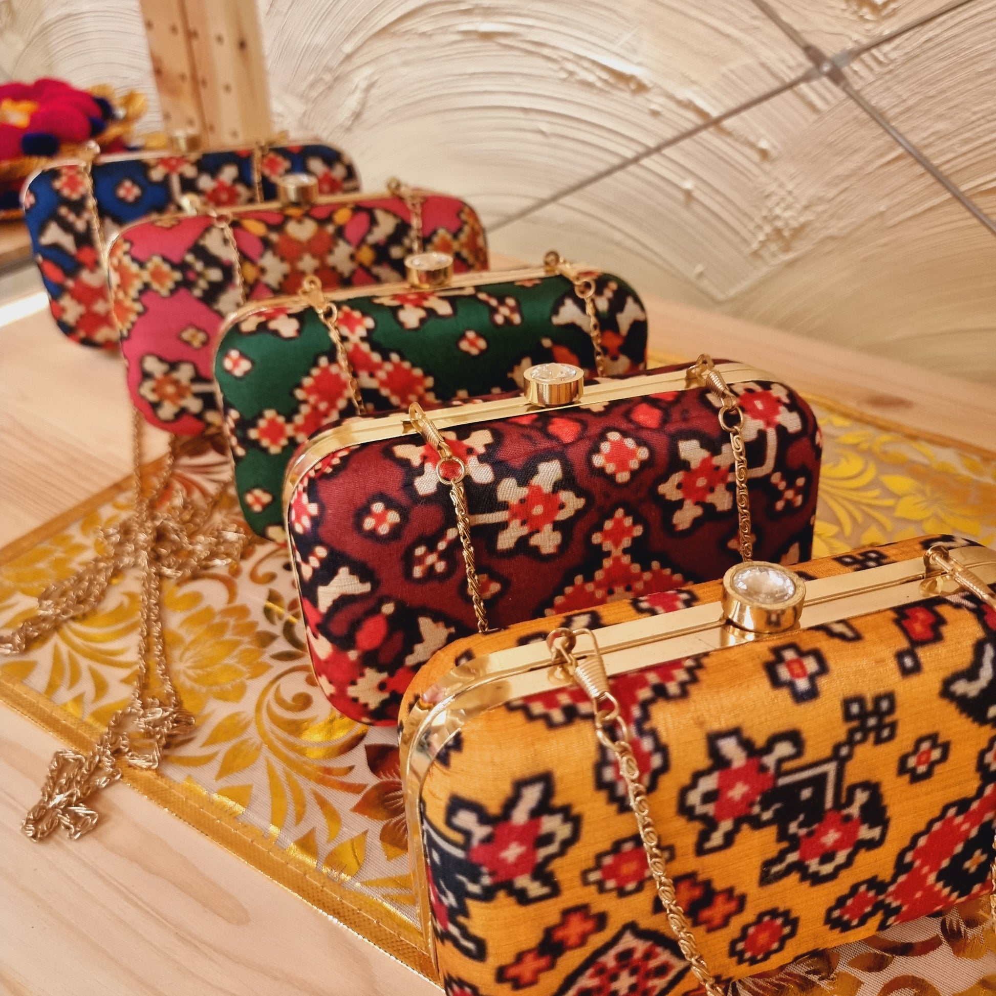 Patola Printed Clutch Bag Green - Urban Roots