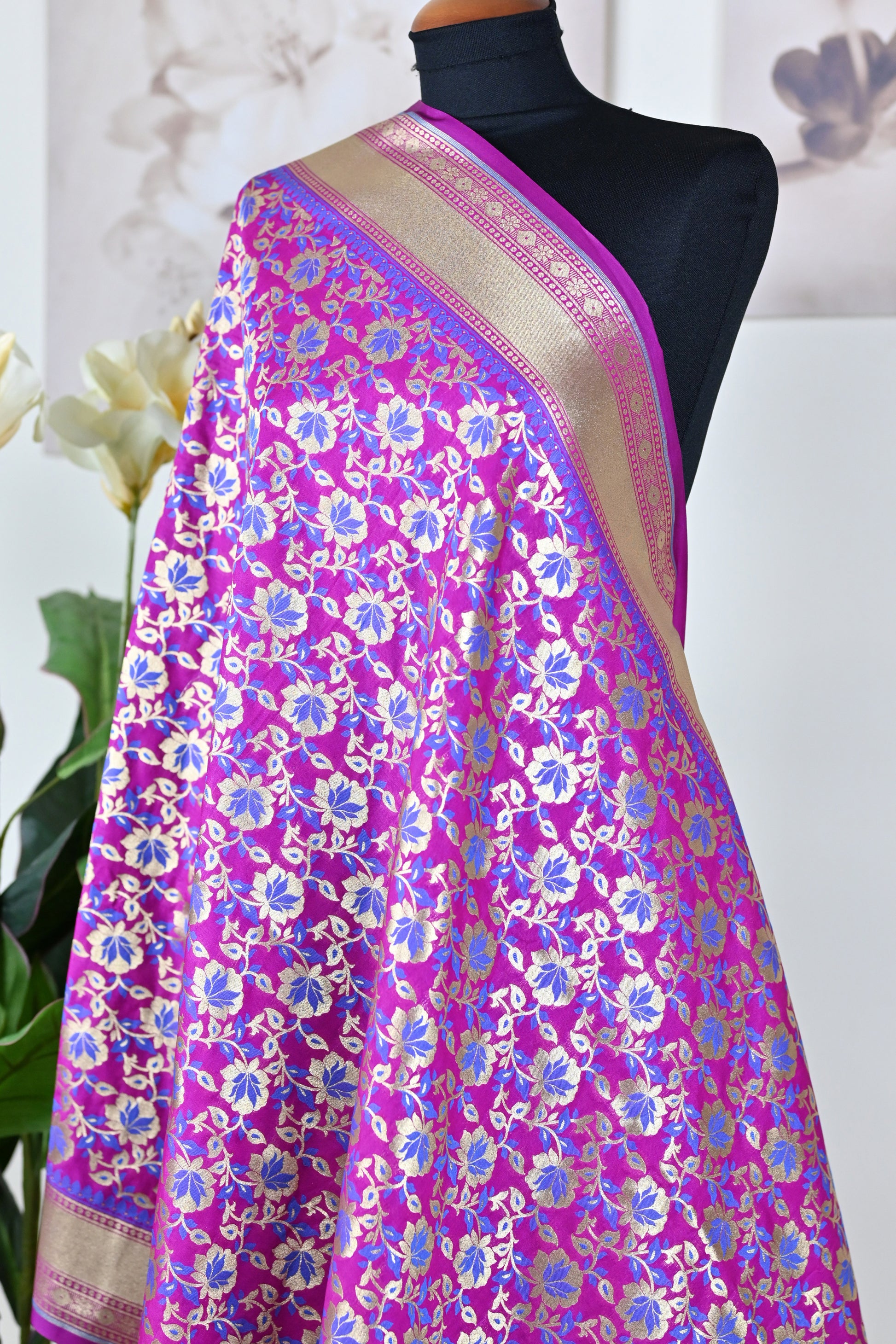 Banarasi Silk Dupatta - Urban Roots