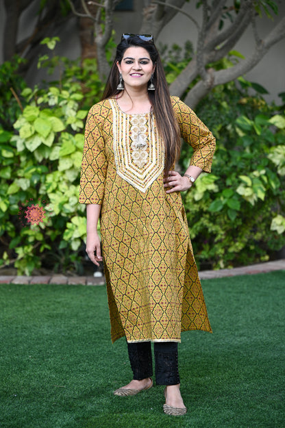 Block Printed Stitched Cotton Kurti With Gota / Lace Work