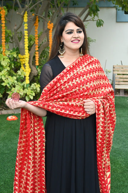 Chinon Phulkari Bagh Dupatta - Urban Roots