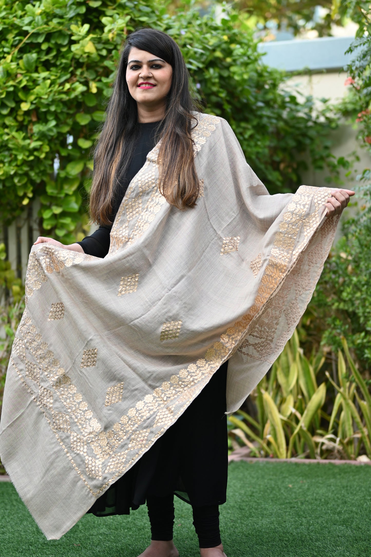 Pashmina Silk Gota Patti Stole - Urban Roots